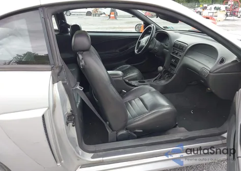 2001 Ford Mustang Gt z USA, uszkodzony, nr VIN 1FAFP42X31F119351